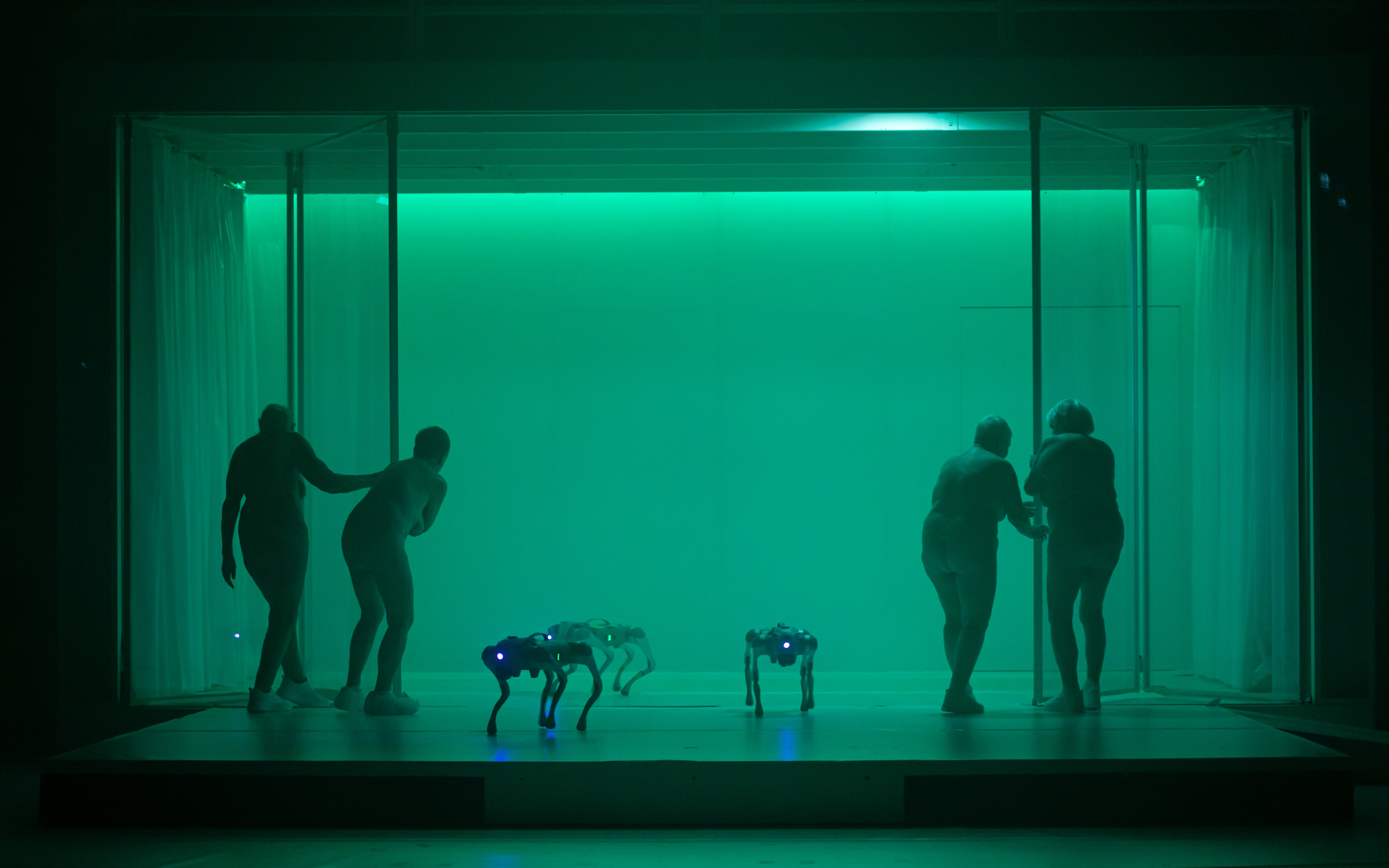 08 Florentina holzinger Mayra Wallraff