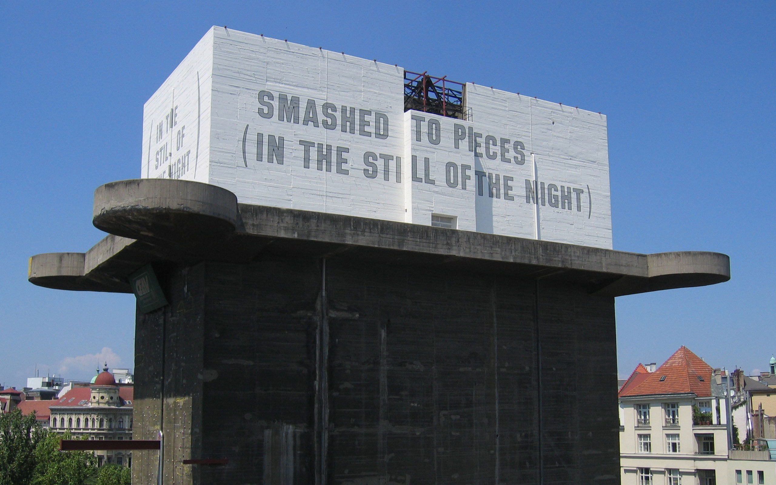 12 Lawrence Weiner