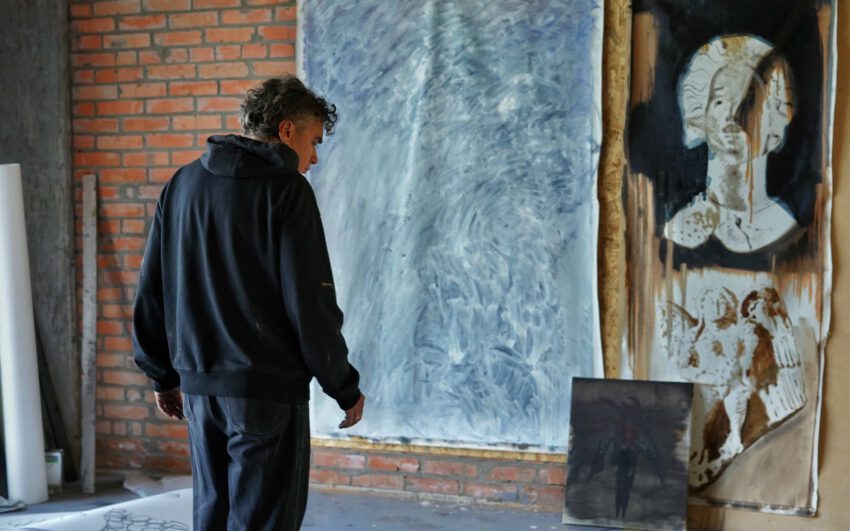 TQ Nikita Kadan Olgiver Twist